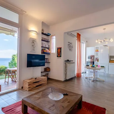 Hintown Pineta Family House Con Giardino Apartment Arenzano